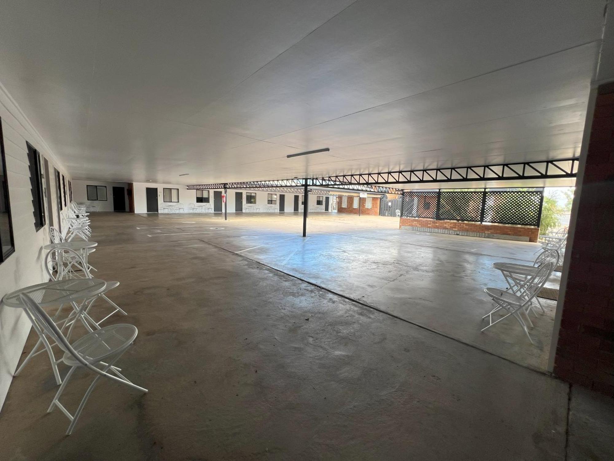 Abajaz Motel-Central-King Bed-Shaded Parking Longreach Exterior foto